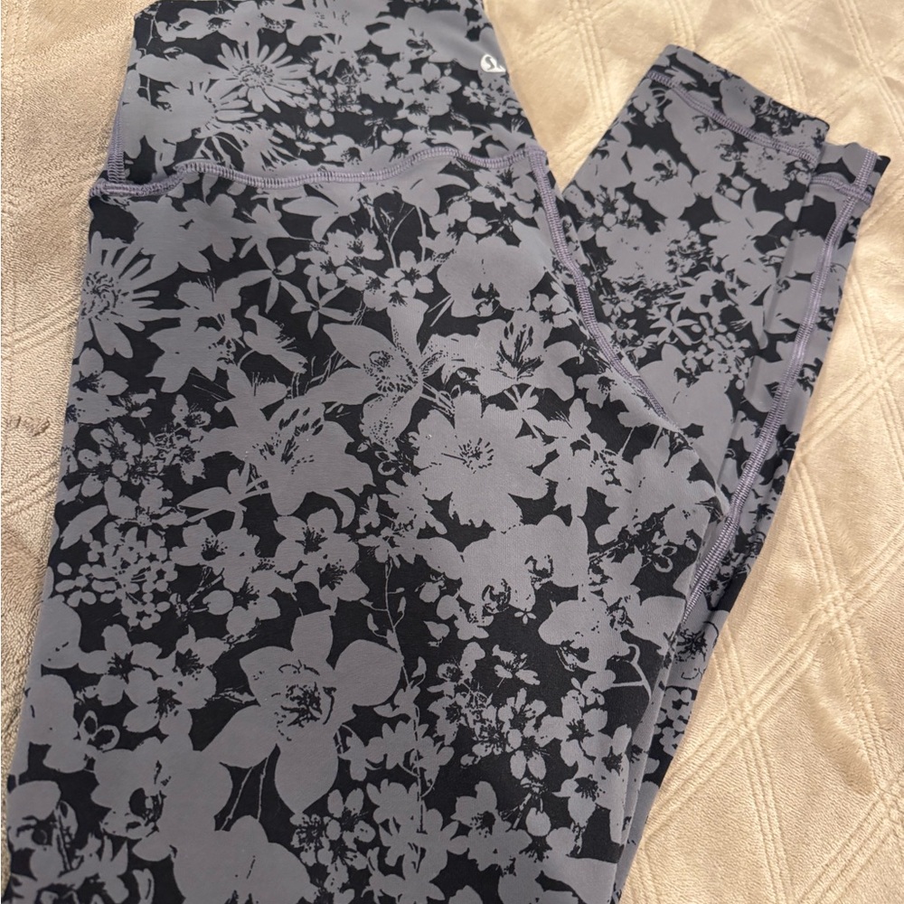 Lululemon Align - 28 inch Patterned Leggings
